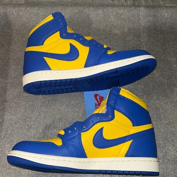 Brand New Jordan 1 Reverse Laney size 6.5W/5M - Picture 4 of 9